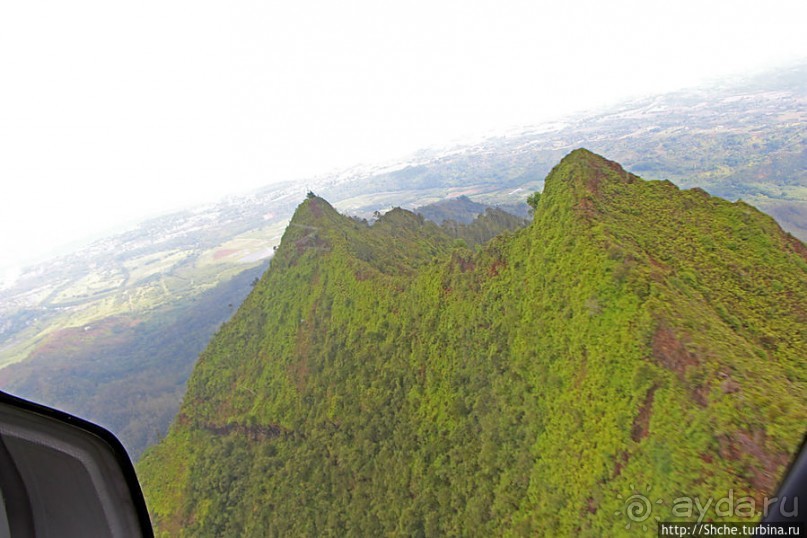 На вертолете над Кауаи. Завершение. Еще круг через горы