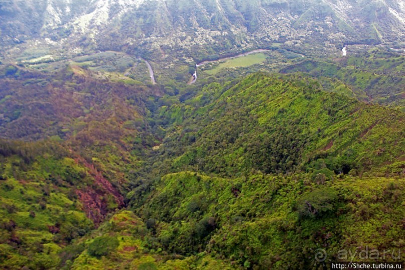 На вертолете над Кауаи. Завершение. Еще круг через горы