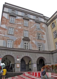 По Линцу мы гуляли постепенно..