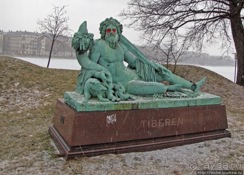 "По нетопанным тропам протопали ..."- незнакомый Копенгаген