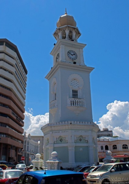 Часовая башня королевы Виктории — символ города Джорджтаун