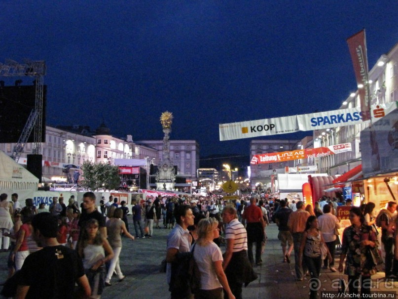 Вечерняя прогулка-знакомство с Линцем. Linzer Krone Fest