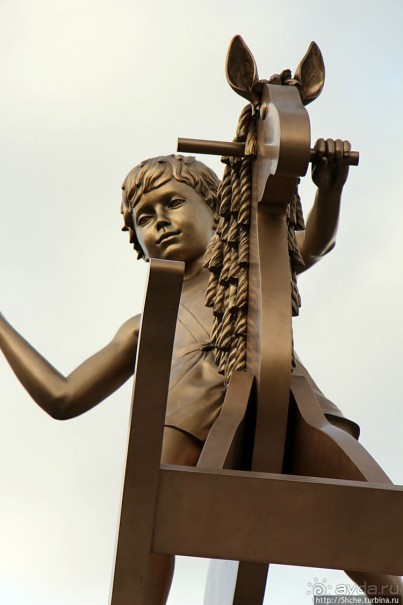 Трафальгарская площадь и колонна Нельсона