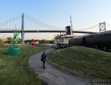 Набережная реки Moumee — и прогулка, и рыбалка и ...Майами