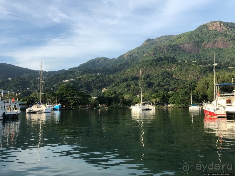 Ух ты, мы вышли из бухты... Ух ты, вернулись обратно))