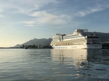 Ух ты, мы вышли из бухты... Ух ты, вернулись обратно))