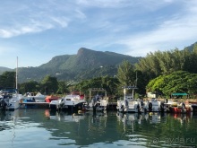 Ух ты, мы вышли из бухты... Ух ты, вернулись обратно))