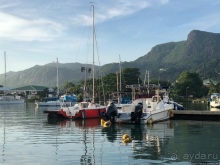 Ух ты, мы вышли из бухты... Ух ты, вернулись обратно))