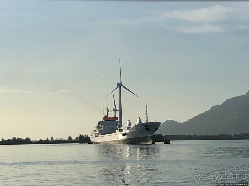 Ух ты, мы вышли из бухты... Ух ты, вернулись обратно))