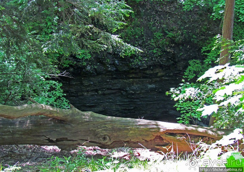 "Buttermilk falls" и пешехоный маршрут вдоль ручья