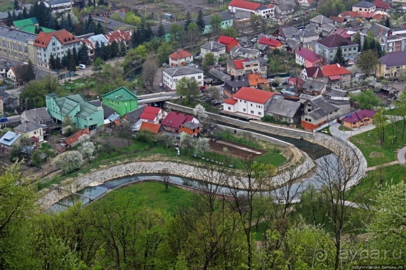 Закарпатский Хуст со 140-метровой высоты руин замка
