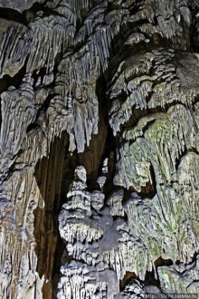 Диковинные сталактиты и причудливые сталагмиты св. Михаила