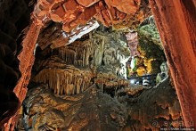 Диковинные сталактиты и причудливые сталагмиты св. Михаила