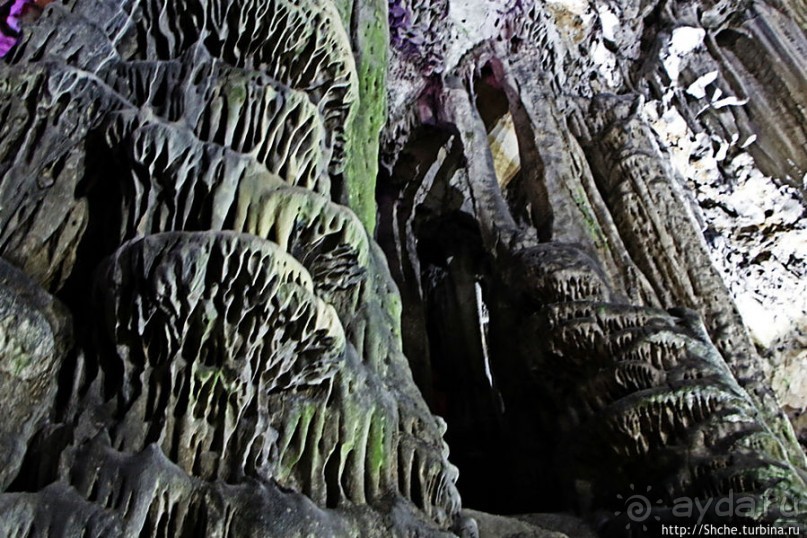 Диковинные сталактиты и причудливые сталагмиты св. Михаила