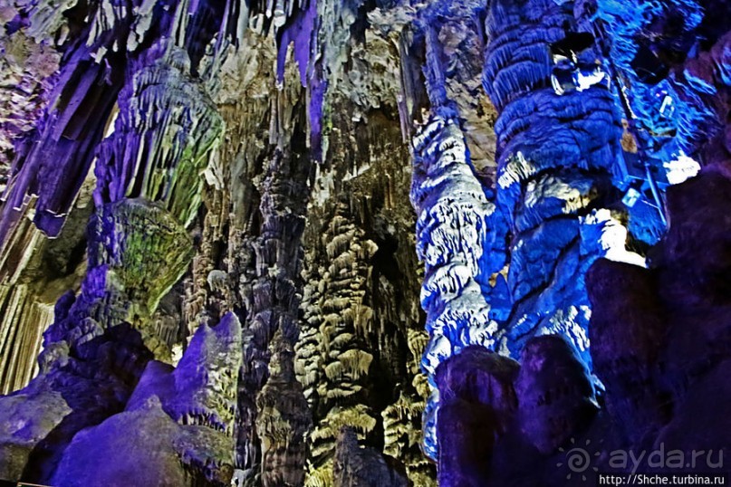 Диковинные сталактиты и причудливые сталагмиты св. Михаила
