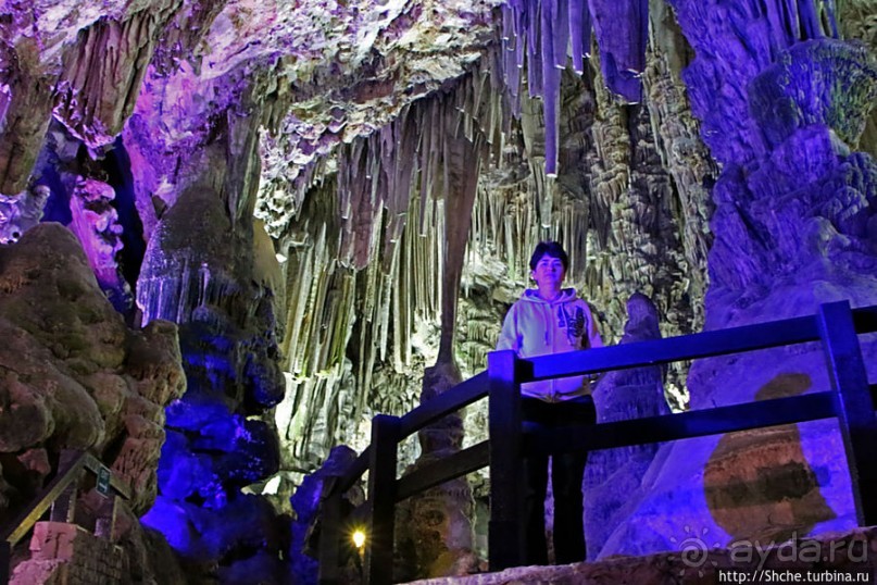 Диковинные сталактиты и причудливые сталагмиты св. Михаила