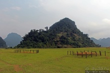 Полые скалы Вьетнама: долина Tan Hoa и первая пещера