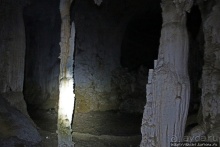 Полые скалы Вьетнама: долина Tan Hoa и первая пещера