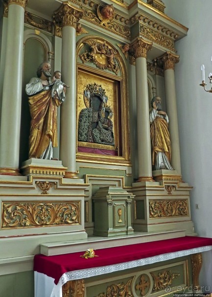 Идеальный собор в "идеальном городе"