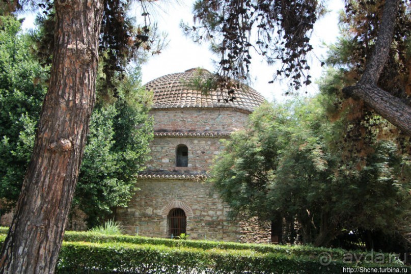 Туристические центры в Салониках — площадь Аристотеля