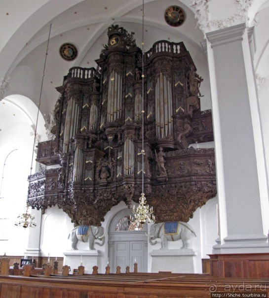 Voi Freisers Church — здесь обитают архангелы