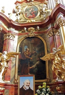 Шикарный костел с шикарным органом