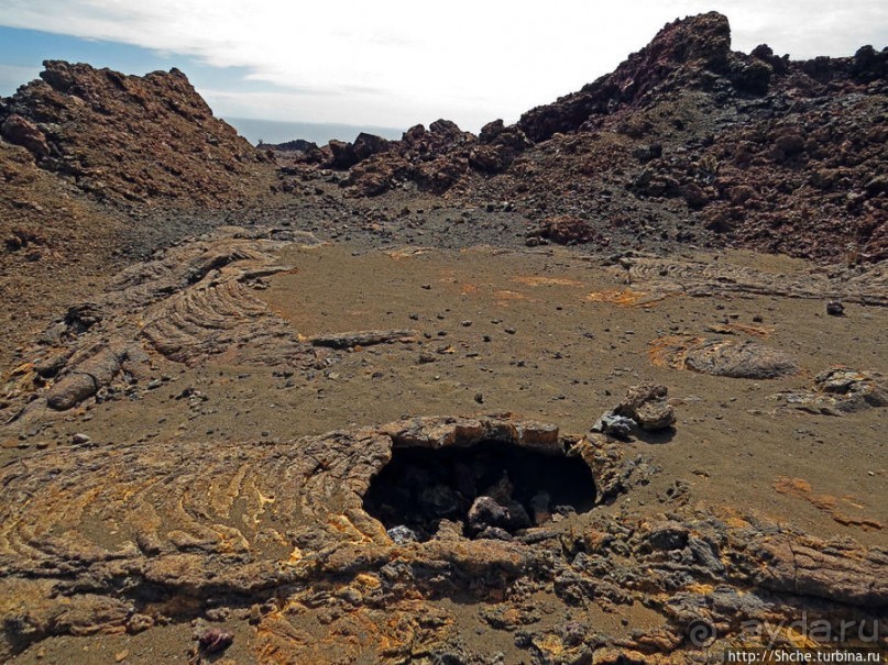 Остров Бартоломе — прогулка по лавовым полям и склонам