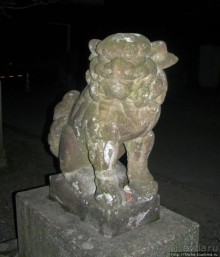 Ночной визит в синтоистский храм. Изучаем правила поведения.