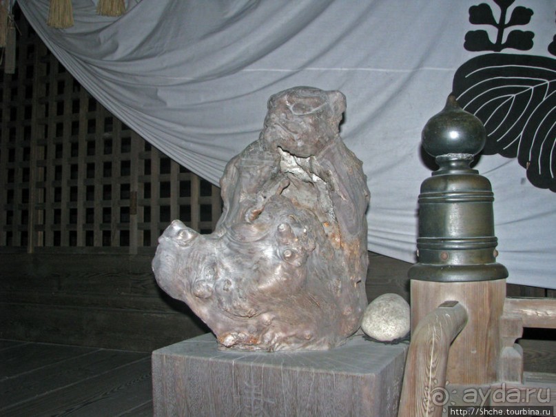 Ночной визит в синтоистский храм. Изучаем правила поведения.