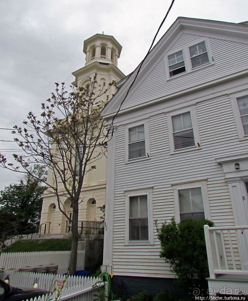 Commersial Street — и прогулка вдоль берега, и шоппинг