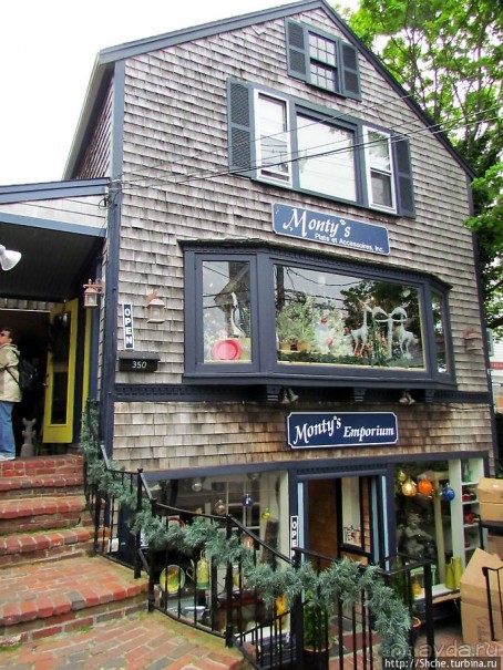 Commersial Street — и прогулка вдоль берега, и шоппинг