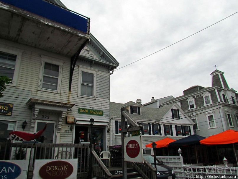 Commersial Street — и прогулка вдоль берега, и шоппинг