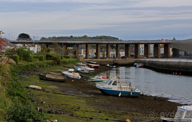 Историческая гавань Хейла, изменившего мир (ЮНЕСКО 1215-002)