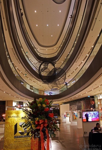 ПоМанила, выМанила