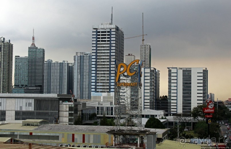 ПоМанила, выМанила