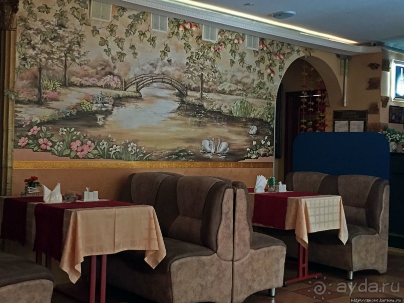 Альбом отзыва "Райская пища в райском интерьере в "Эдеме""