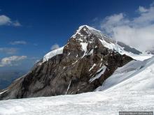 "Коромысло юной девушки" — горный хребет в Бернских Альпах