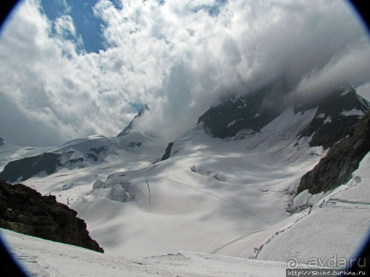 "Коромысло юной девушки" — горный хребет в Бернских Альпах