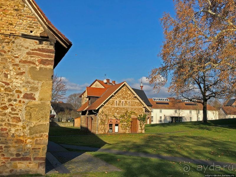 Что осталось от имперского монастыря в Лорше (ЮНЕСКО № 515)