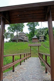 Деревянные церкви Карпат... Потелич (объект ЮНЕСКО 1424-8)