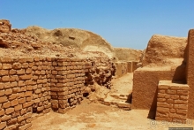 Альбом истории "Зиккурат"