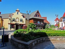 River Place — немецкая сказка для туристов в Америке