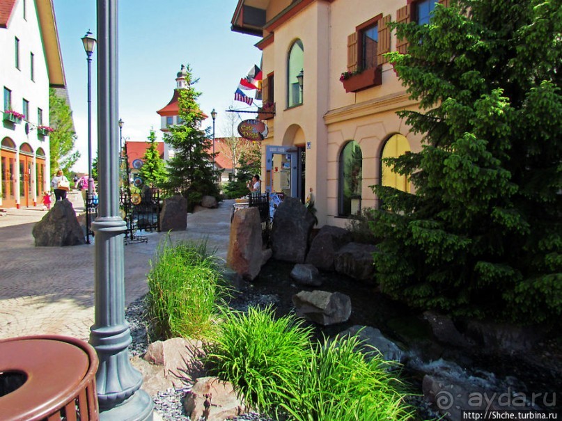 River Place — немецкая сказка для туристов в Америке