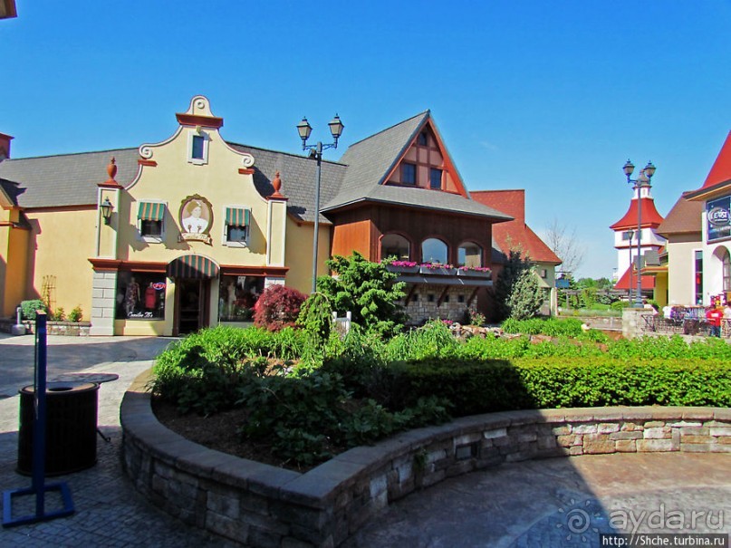 River Place — немецкая сказка для туристов в Америке