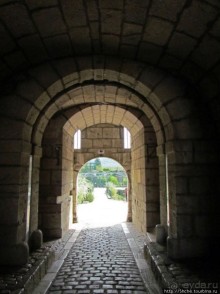 Цитадель города Безансон. Прогулка по стенам крепости.