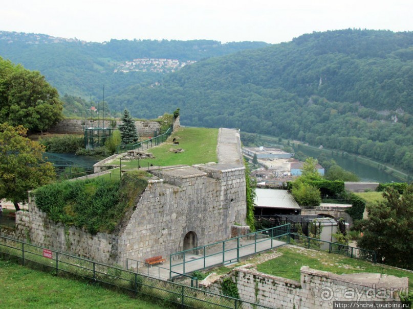 Цитадель города Безансон. Прогулка по стенам крепости.