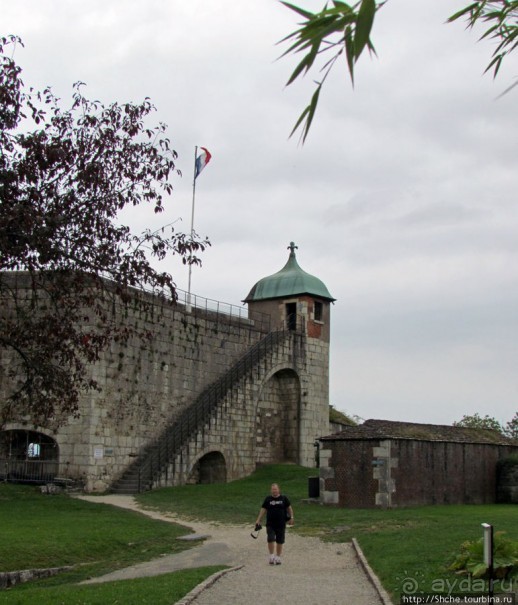 Цитадель города Безансон. Прогулка по стенам крепости.