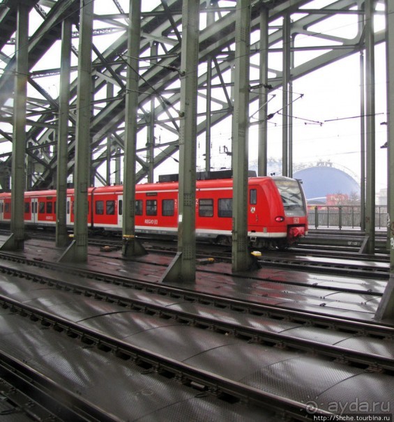 Гогенцоллернский железнодорожно-пешеходный мост через Рейн