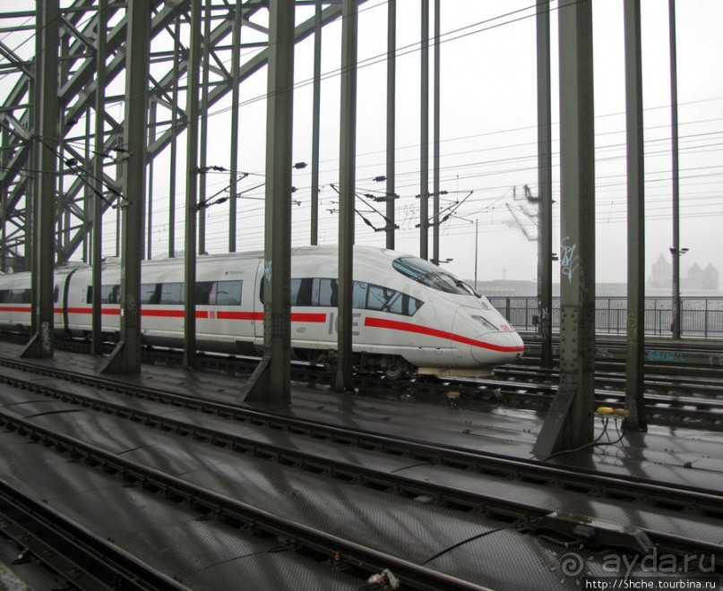 Гогенцоллернский железнодорожно-пешеходный мост через Рейн