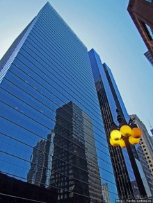 Давай не видеть мелкого в зеркальном отражении